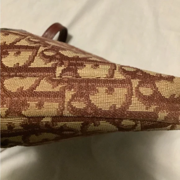 Christian Dior - Picture 11 of 15